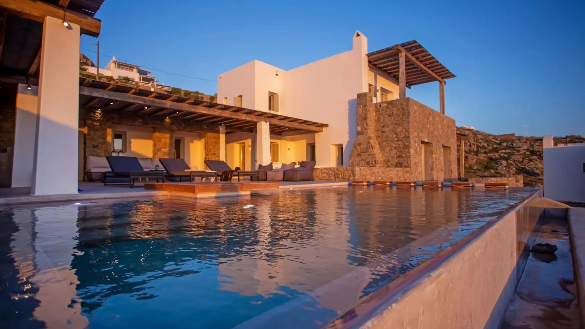 Aura Seaview Sunset Pool Villa W Night Security Guard - Six Bedrooms Fanari  Grécia