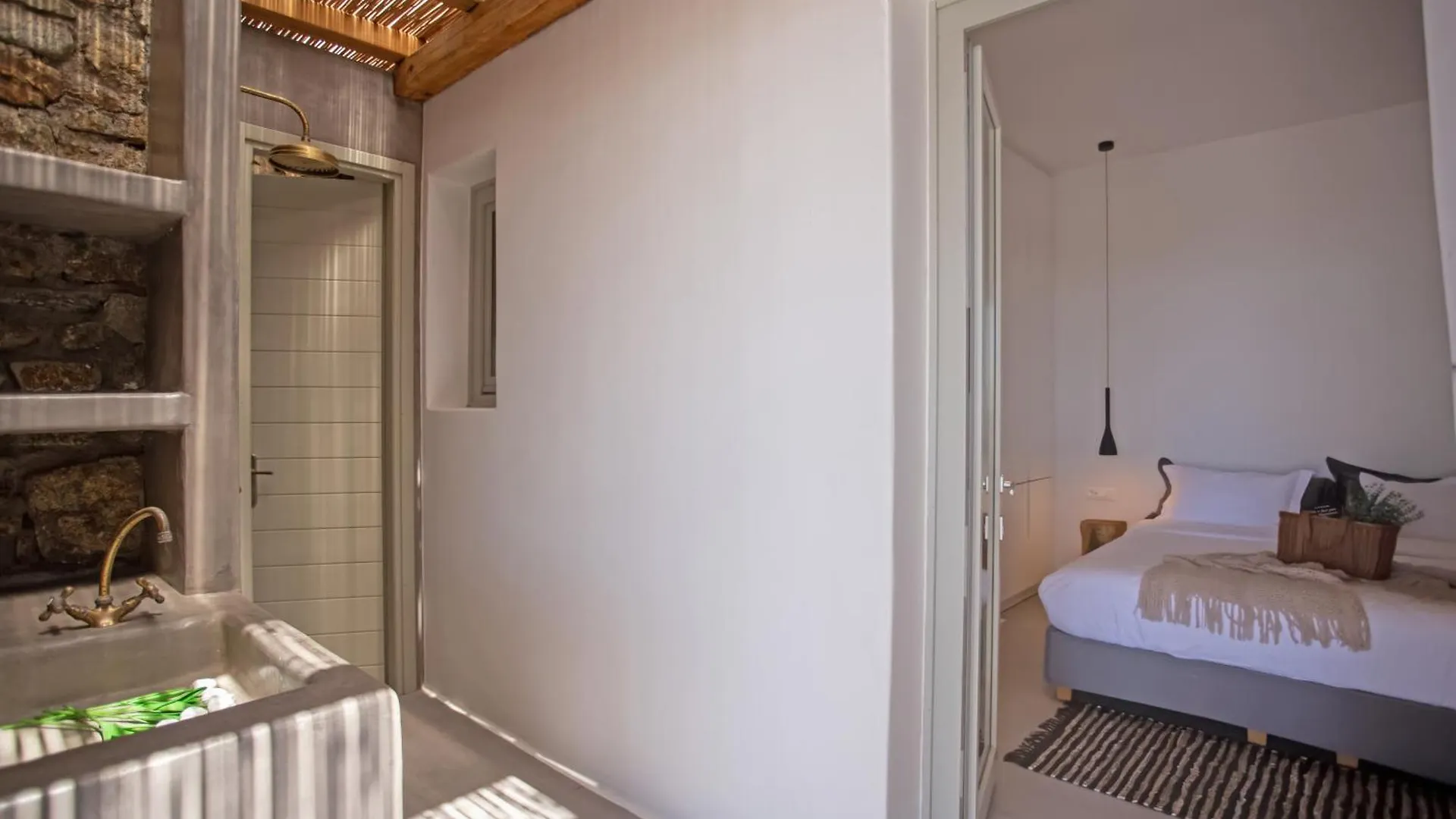 Aura Seaview Sunset Pool Villa W Night Security Guard - Six Bedrooms Fanari  Grécia
