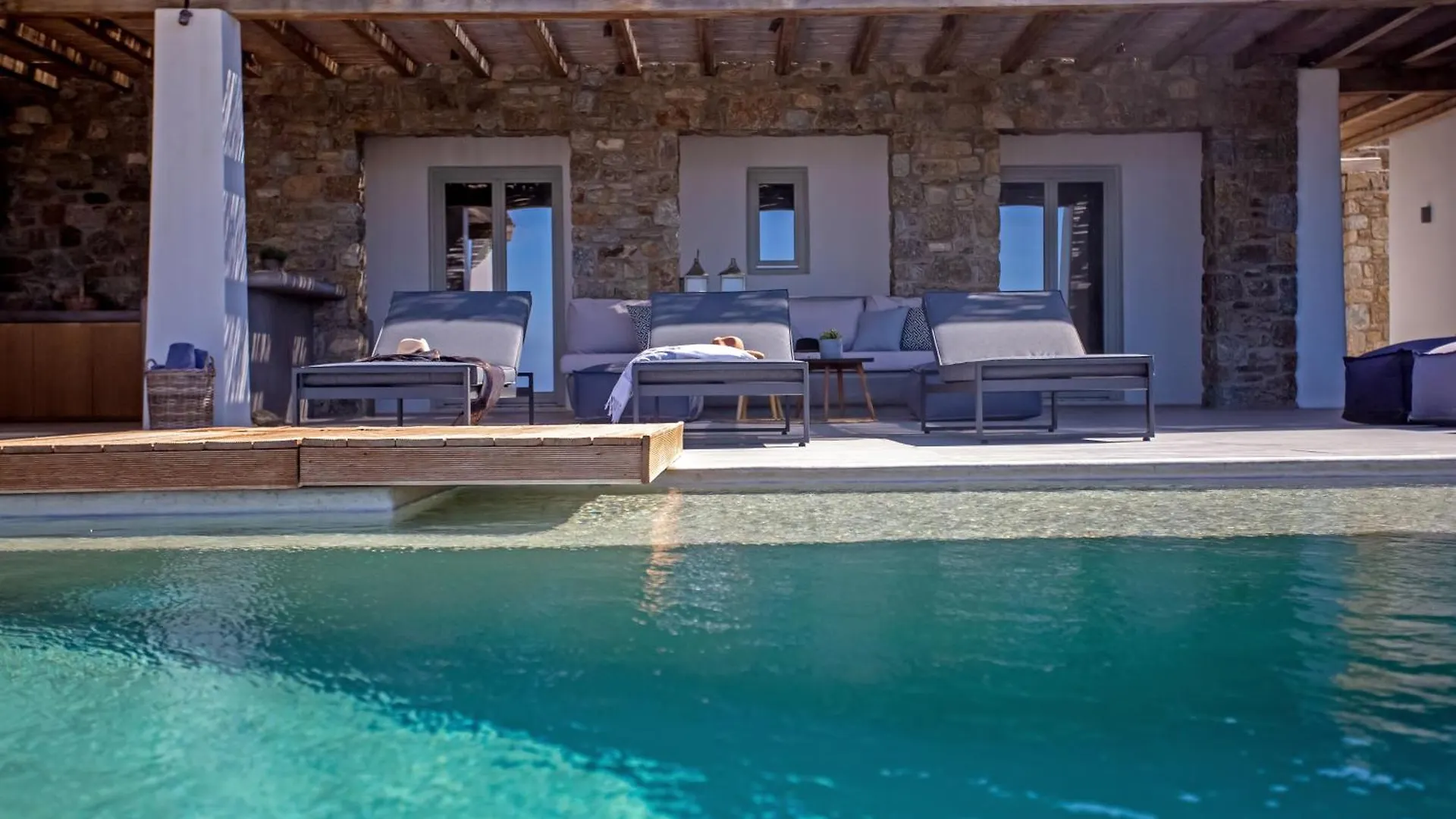 Aura Seaview Sunset Pool Villa W Night Security Guard - Six Bedrooms Fanari  Grécia