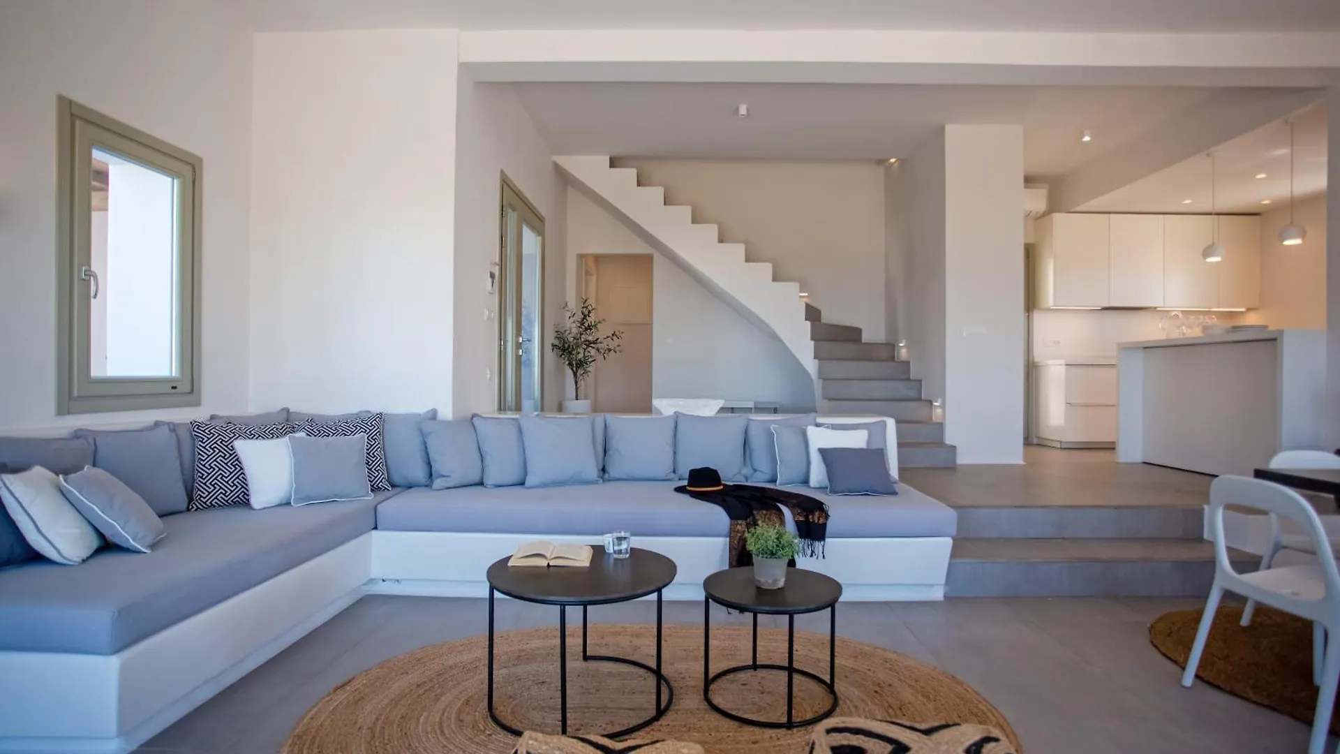 Aura Seaview Sunset Pool Villa W Night Security Guard - Six Bedrooms Fanari  0*, Fanari (Mykonos)